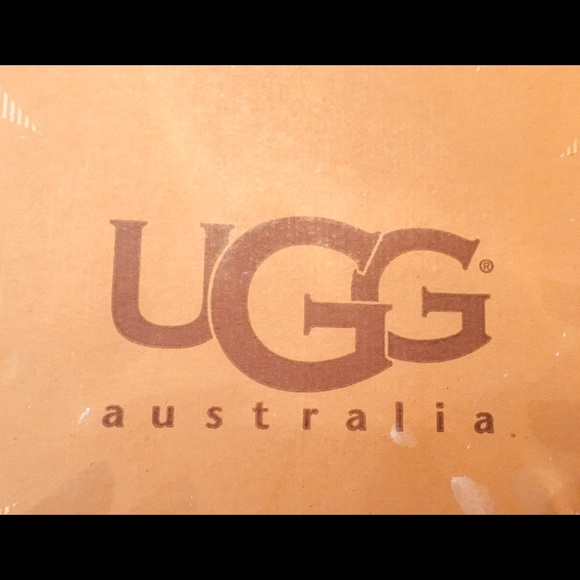 Authentic 💯 Ugg boots - Picture 5 of 6